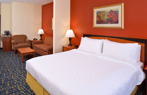 Alamosa Hotel | Holiday Inn Express & Suites Alamosa by IHG