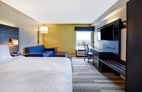 East Texas Hotel | Holiday Inn Express & Suites Allentown-Dorney Park Area by IHG