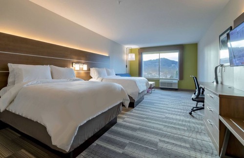 Marion Hotel | Holiday Inn Express & Suites Marion by IHG