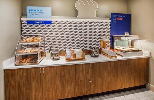 Murphy Hotel | Holiday Inn Express & Suites Murphy by IHG