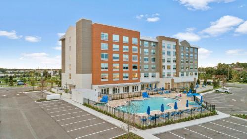 Florida Central Atlantic Coast Hotel | Holiday Inn Express & Suites Orlando- Lake Buena Vista by IHG