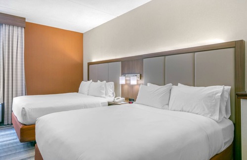Mount Arlington Hotel | Holiday Inn Express Hotel & Stes Mt. Arlington Rockaway Area by IHG