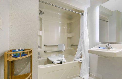 Mount Arlington Hotel | Holiday Inn Express Hotel & Stes Mt. Arlington Rockaway Area by IHG