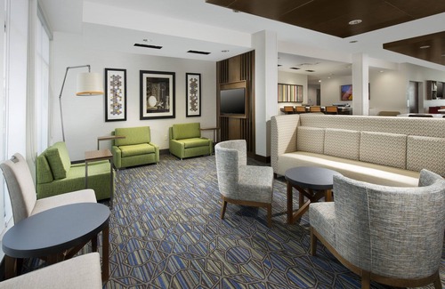 New Braunfels Hotel | Holiday Inn Express & Suites New Braunfels by IHG
