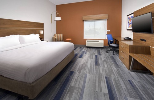 New Braunfels Hotel | Holiday Inn Express & Suites New Braunfels by IHG
