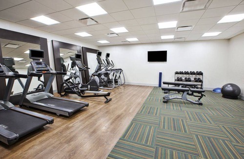 Okemos Hotel | Holiday Inn Express & Suites Okemos - University Area, an IHG Hotel