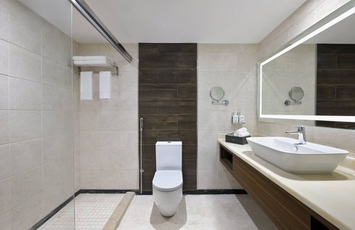 Jeddah Hotel | Holiday Inn Jeddah Corniche by IHG