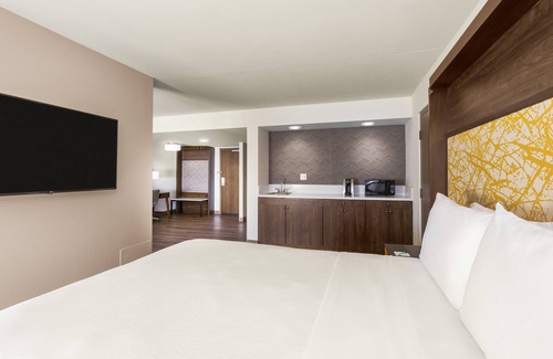 La Mirada Hotel | Holiday Inn La Mirada – Buena Park by IHG