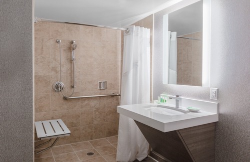 La Mirada Hotel | Holiday Inn La Mirada – Buena Park by IHG