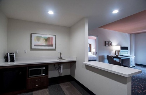 Lexington Hotel | Holiday Inn Lexington - Hamburg by IHG