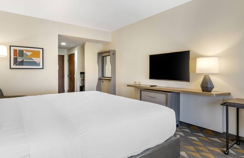 Buechel Hotel | Holiday Inn Louisville Airport South by IHG