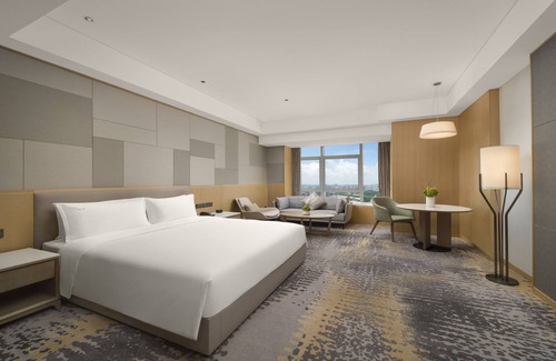Haigang District Hotel | Holiday Inn Qinhuangdao Haigang by IHG