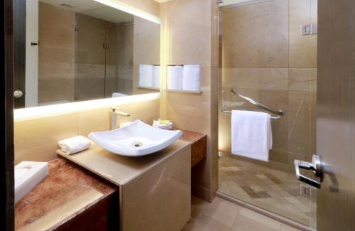 Querétaro Hotel | Holiday Inn Queretaro Zona Diamante by IHG