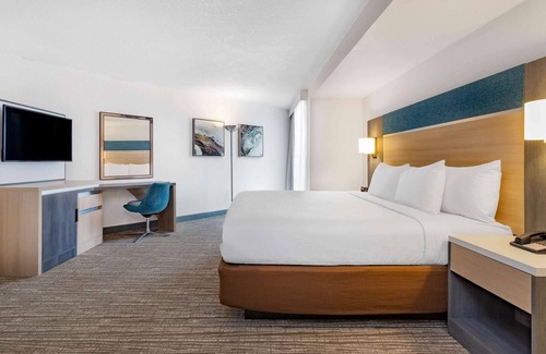 Florida Central Atlantic Coast Hotel | Holiday Inn Resort Kissimmee by the Parks by IHG