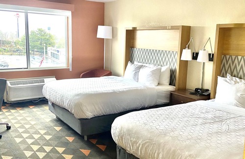 Arcadia Hotel | Holiday Inn Spartanburg Northwest by IHG