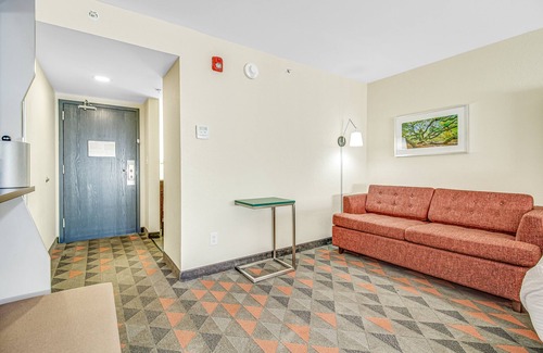 Arcadia Hotel | Holiday Inn Spartanburg Northwest by IHG