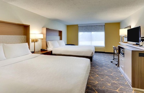 Verona Hotel | Holiday Inn Staunton Conference Center by IHG