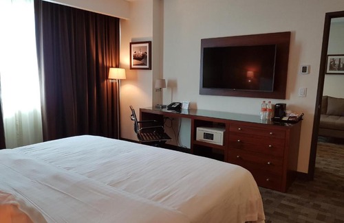 León Hotel | Holiday Inn & Suites Plaza Mayor by IHG