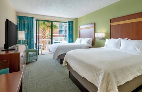 Northeast Virginia Beach Hotel | Holiday Inn & Suites Virginia Beach North Beach by IHG