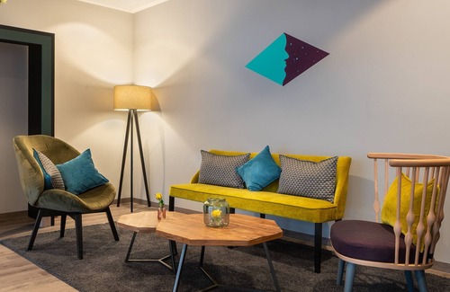 Bahnhofsviertel Hotel | Holiday Inn - the niu, Charly Frankfurt City by IHG