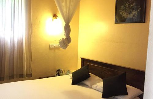 Unawatuna Hotel | Holiday Inn Unawatuna