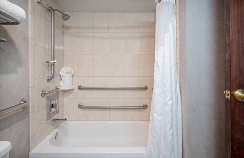 Wilmington Hotel | Holiday Inn Wilmington by IHG