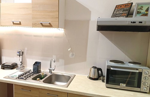 Agios Ioannis Apartamento | Holiday Pension Anna, in Agios Ioannis, halfway to Glyfada beach from Corfu town