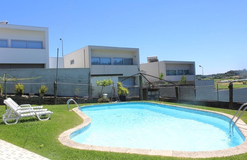 Vila Nova de Famalicao Casa | Casa de vacaciones a 20 minutos de la playa con piscina