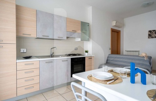 Pineto Apartamento | Holiday Rendez Vous 13 - Ground apartment with balcony and side sea view