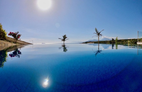 Pitsidia Villa | Villa de vacaciones en una ubicación privilegiada con vistas al mar, piscina y hermosa puesta de sol