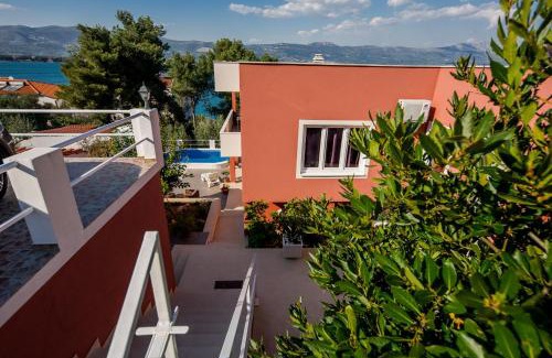 Arbanija Apartamento | Holiday Villa Nostra
