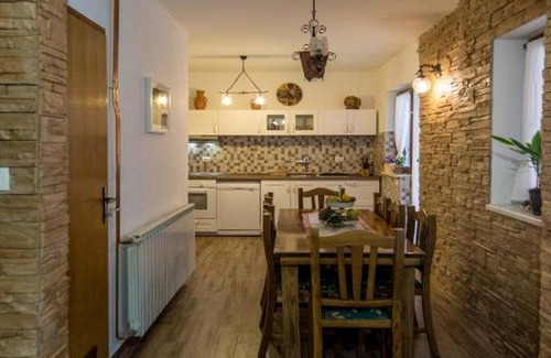 Daruvar Casa | Holiday&wellness house Grofica