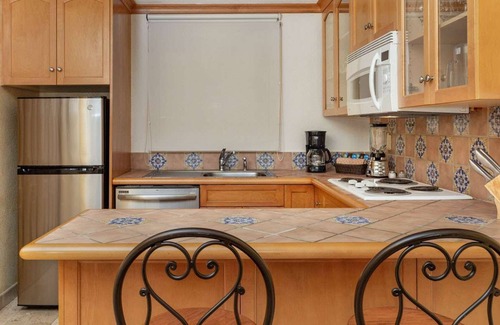 Ampliación Juárez Complejo | Holidays at Villa del Arco Cabo San Lucas-2 Bdrm/3 bath Suite on Medano Beach!