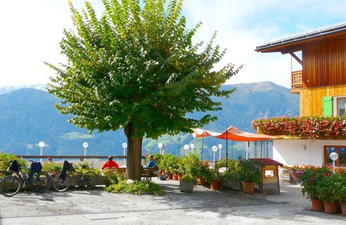 Sluderno Apartamento | Vacaciones - en medio de la naturaleza - senderismo en el campo - retiro de montaña