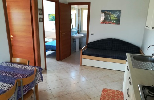 Chiesiola Villa | Vacaciones en el Villino n10 Giovanna DISANTI, inmerso en el verde aVieste en el GARGANO