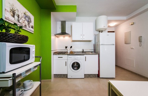 La Trinidad Apartamento | Holidays2Malaga Juan de Mena Apartments