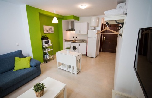 La Trinidad Apartamento | Holidays2Malaga Juan de Mena Apartments