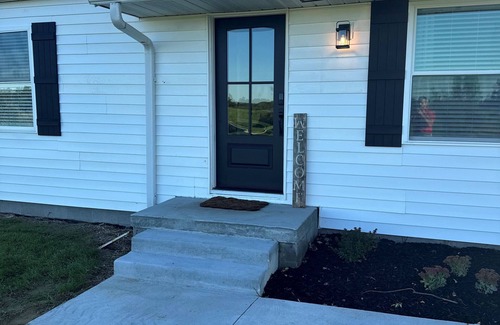 Williamstown Casa | Holland Hideaway, Newly remodeled, less than 5 miles from The Ark Encounter