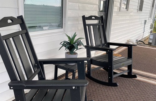 Williamstown Casa | Holland Hideaway, Newly remodeled, less than 5 miles from The Ark Encounter