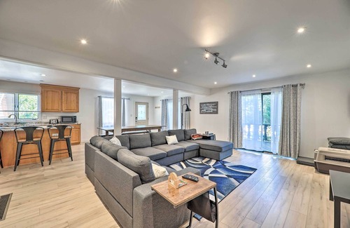 Holland Casa | Holland Home w/ Fire Pit - Walk to Lake!