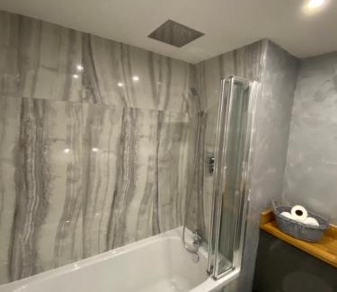 Walsall Casa | Hollemeadow