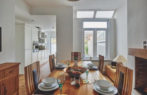 Lytham St. Anne's Casa | Hollie Cottage