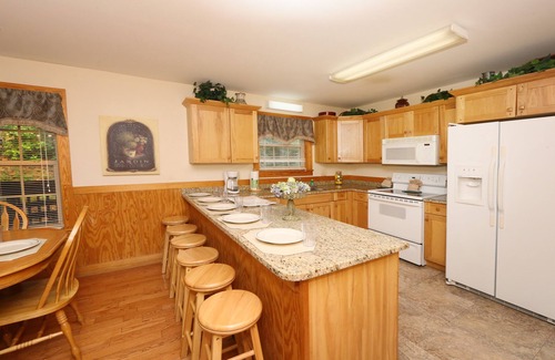 Pigeon Forge Chalet De Esquí | Holly Grove 1 - Three Bedroom Chalet