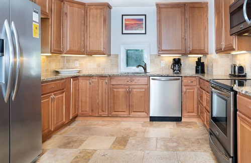 Wulfert Casa | Holly House