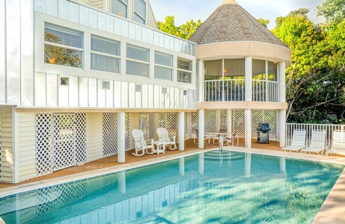 Wulfert Casa | Holly House