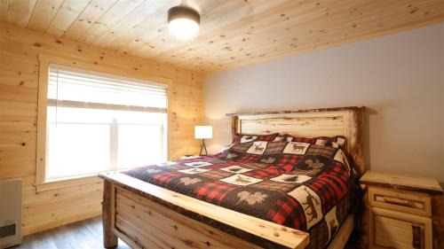 Thornton Casa | Holly Lane 11, Thornton