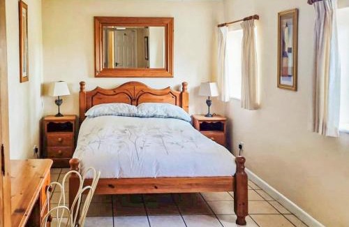 Bramerton Casa | Holly Lodge