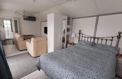 Whitstable Casa | HOLLYDENE LODGE