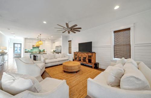 Frangista Beach Casa | Hollywood & Divine