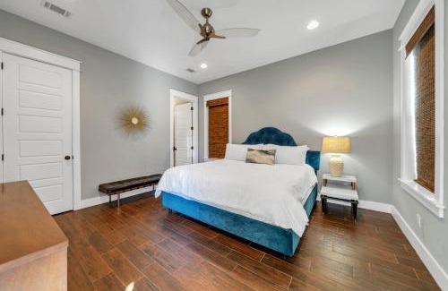 Frangista Beach Casa | Hollywood & Divine